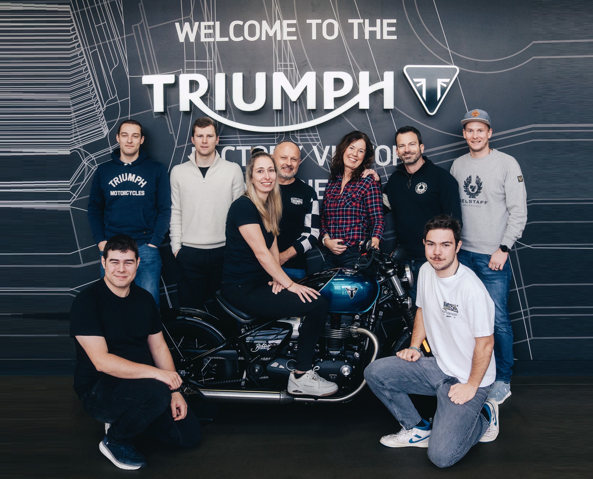 TRIUMPH Speed Twin 1200-business-7