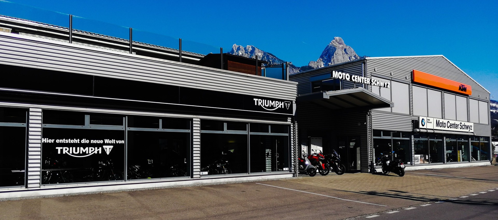 TRIUMPH Speed Twin 1200-business-6