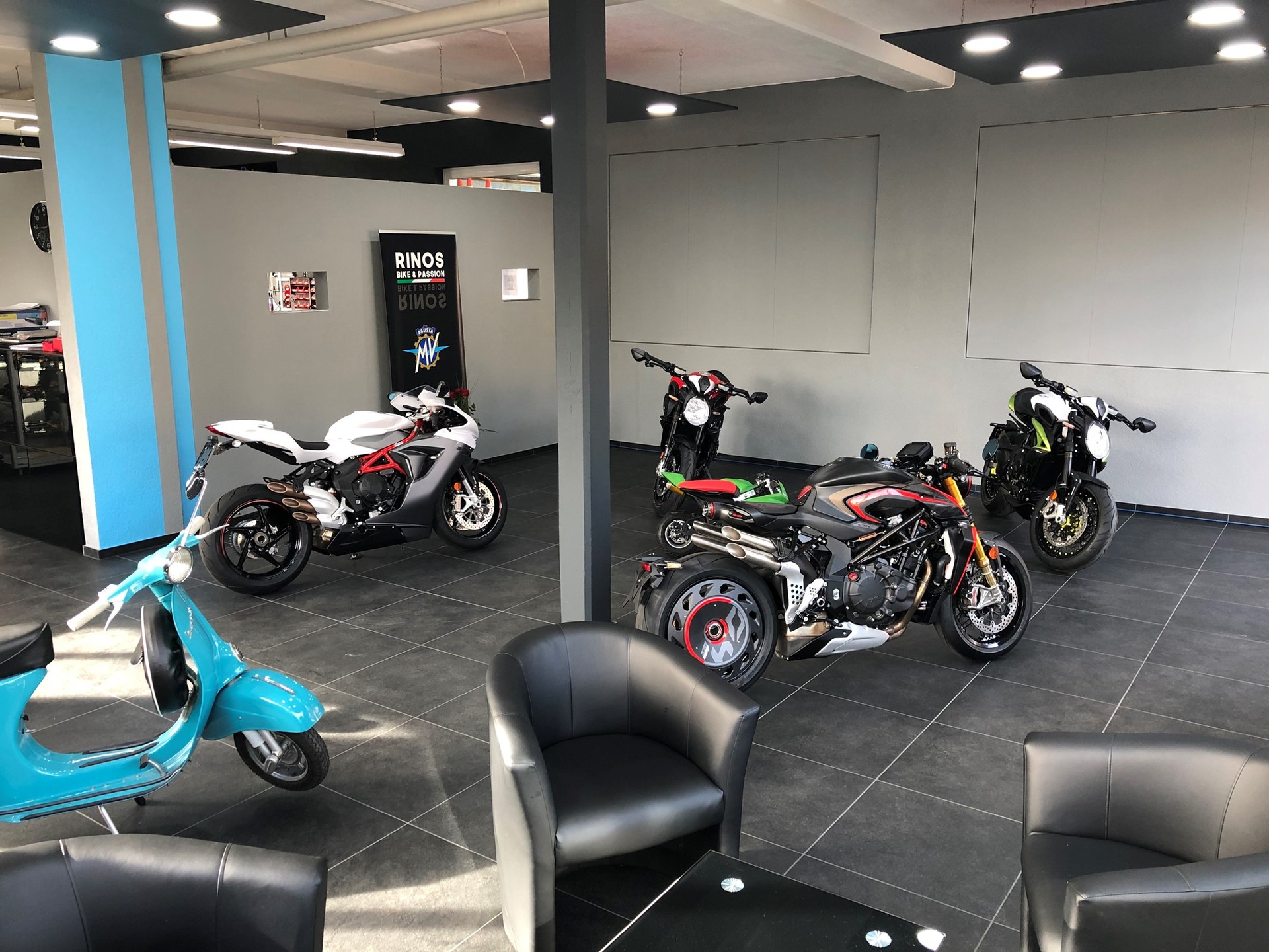 BENELLI 752 S-business-6