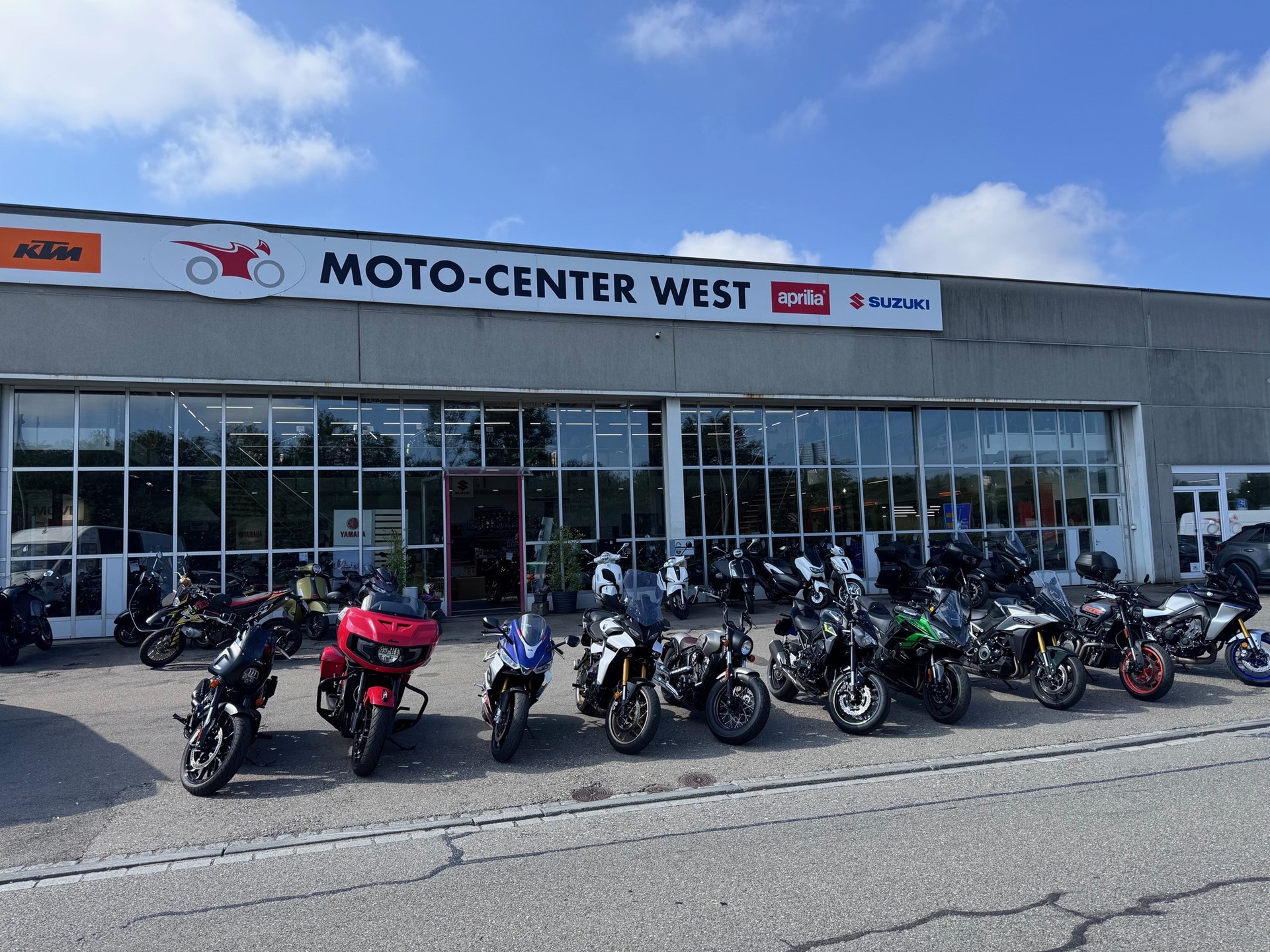 KAWASAKI Z 900 (70kW)-business-5